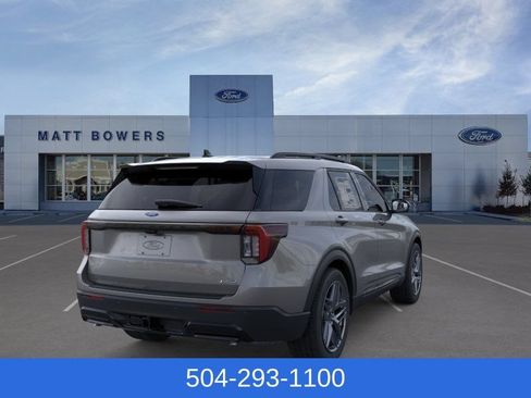 New 2026 Ford Explorer ST-Line w/ ST-Line Street Pack AWD/4WD image 10