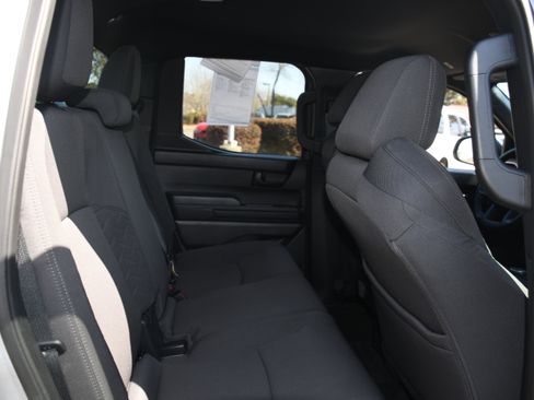 Certified 2025 Toyota Tacoma SR5 image 17