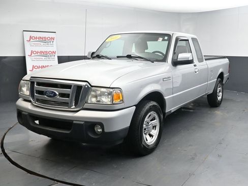 Used 2011 Ford Ranger XLT image 4