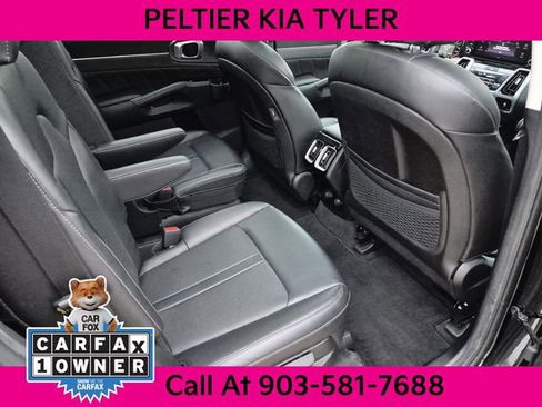 Certified 2022 Kia Sorento SX image 18