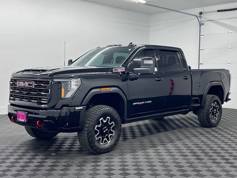Used 2025 GMC Sierra 2500 AT4X AWD/4WD image 1