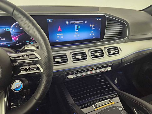 New 2025 Mercedes-Benz GLE 53 AMG 4MATIC image 28