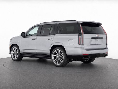 Used 2026 Cadillac Escalade Sport w/ Touring Package AWD/4WD image 4