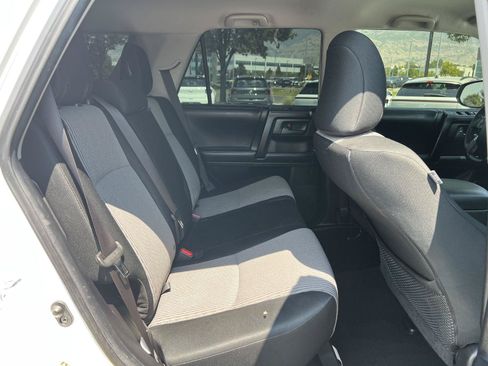 Used 2019 Toyota 4Runner SR5 AWD/4WD image 25