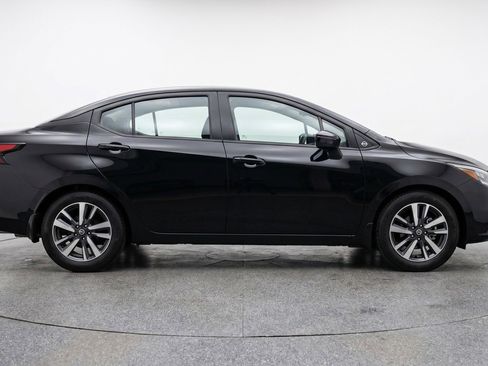 Used 2025 Nissan Versa SV image 11