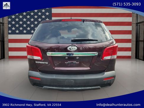 Used 2012 Kia Sorento FWD image 4