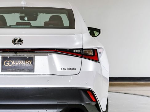 Used 2024 Lexus IS 300 w/ Comfort Package image 51