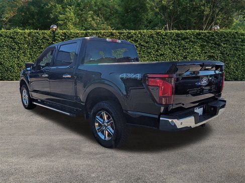 Used 2024 Ford F150 XLT w/ Mobile Office Package image 6