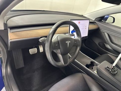 Used 2019 Tesla Model 3 Performance image 13