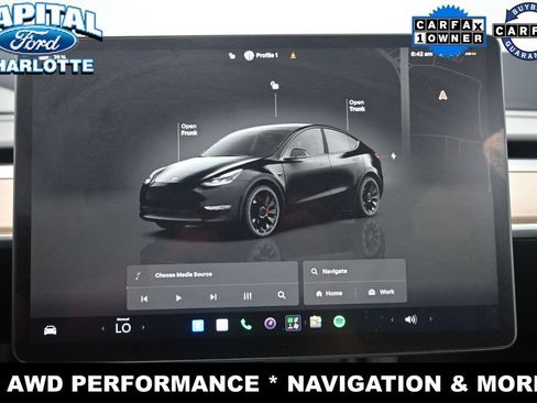 Used 2022 Tesla Model Y Performance AWD/4WD image 13