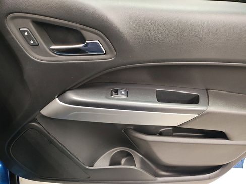Used 2022 Chevrolet Colorado LT image 11