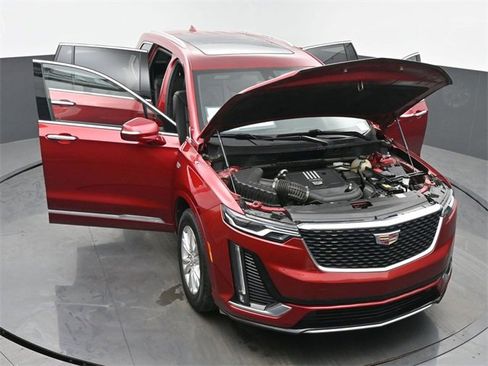 Certified 2024 Cadillac XT6 Luxury image 62