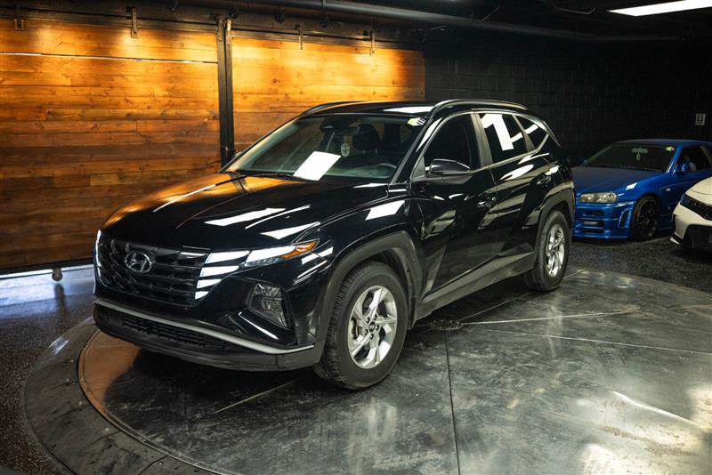 Used 2023 Hyundai Tucson SEL FWD image 2