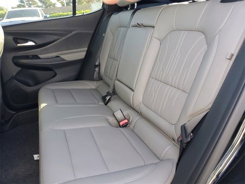 New 2026 Buick Envista Avenir image 9