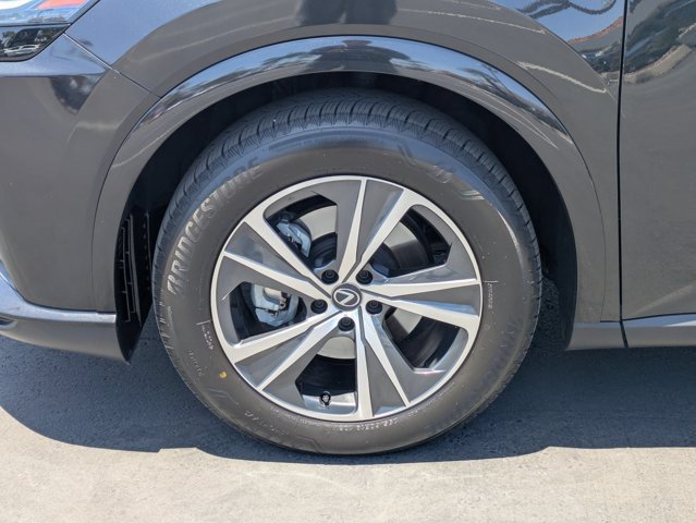 Used 2023 Lexus RX 350h w/ Accessory Package (Z1) AWD/4WD image 9