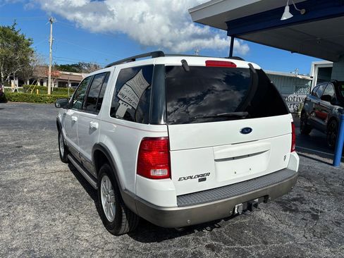 Used 2004 Ford Explorer Sport XLT image 3