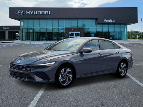 New 2026 Hyundai Elantra Limited FWD image 21