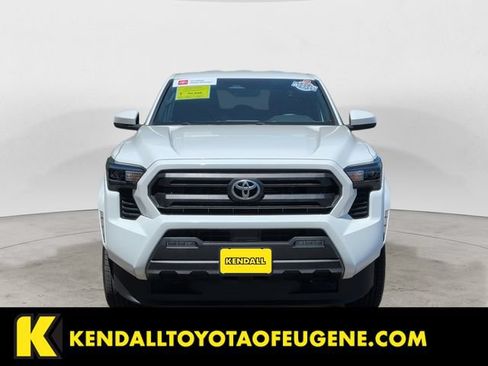 Certified 2024 Toyota Tacoma SR5 AWD/4WD image 8