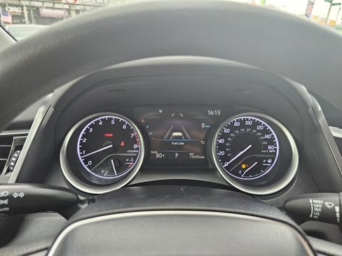 Used 2021 Toyota Camry LE image 22