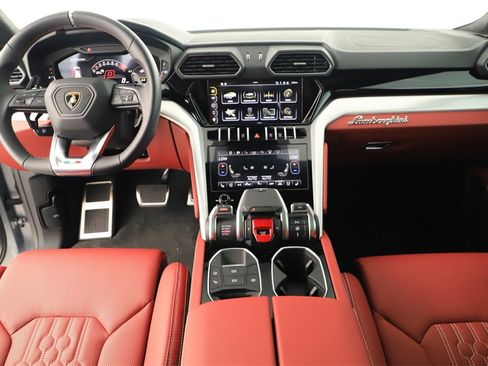 Used 2024 Lamborghini Urus S image 18