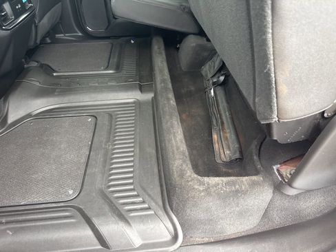 Used 2023 GMC Sierra 1500 AT4 w/ Technology Package image 46