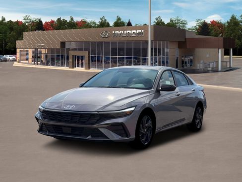 New 2026 Hyundai Elantra SEL Sport image 1