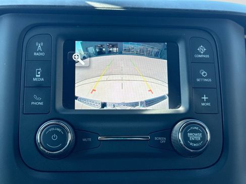 Used 2022 RAM 1500 Big Horn AWD/4WD image 32