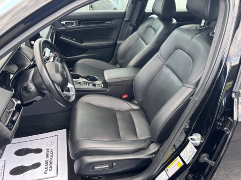 Certified 2024 Honda Civic Sport Touring image 9