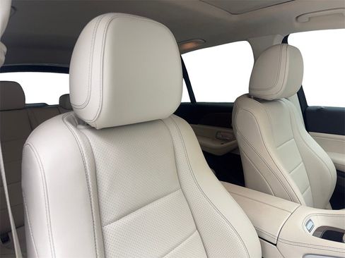 Used 2022 Mercedes-Benz GLE 350 4MATIC image 44