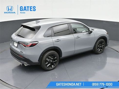 Certified 2025 Honda HR-V Sport image 45