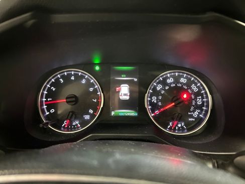 Used 2019 Toyota RAV4 XLE Premium w/ Cold Weather Package AWD/4WD image 14