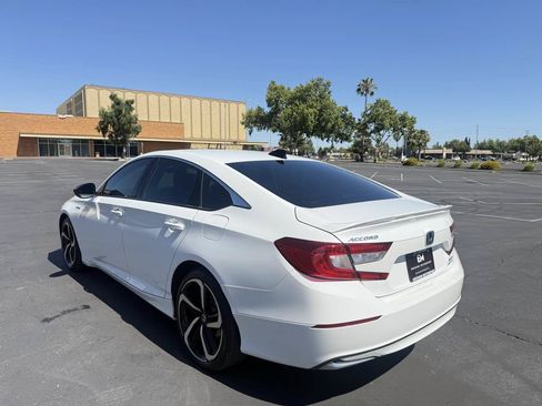 Used 2022 Honda Accord Sport image 5
