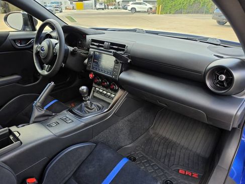 Used 2025 Subaru BRZ tS w/ Popular Package 2 RWD image 8