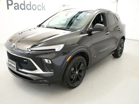 Used 2025 Buick Encore GX Sport Touring AWD/4WD image 4