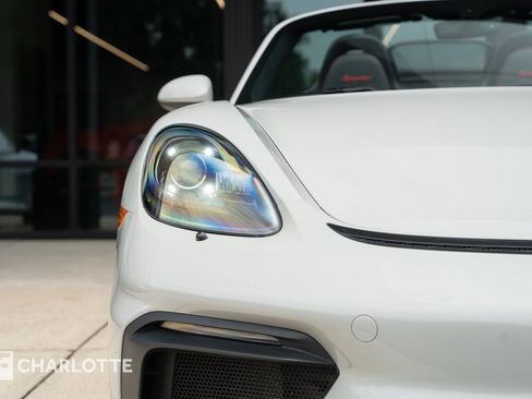 Used 2021 Porsche 718 Boxster Spyder RWD image 3