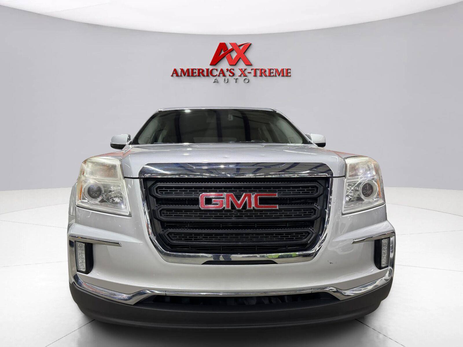 Used 2017 GMC Terrain SLE w/ Convenience Package FWD image 10