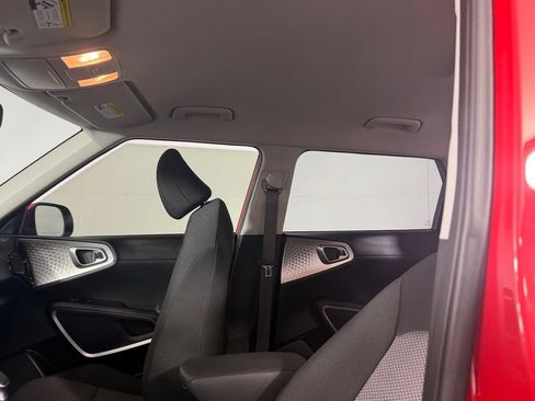 Used 2025 Kia Soul S FWD image 24