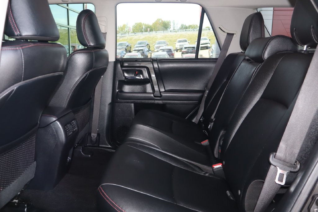 Used 2022 Toyota 4Runner TRD Pro AWD/4WD image 38