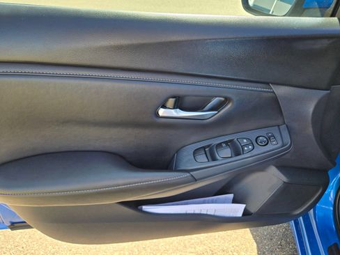 Used 2025 Nissan Sentra SV w/ All-Weather Package FWD image 22
