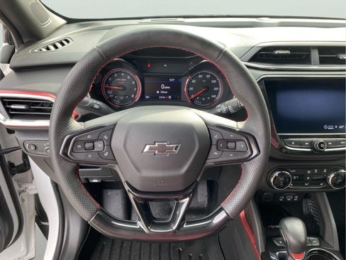 Certified 2023 Chevrolet TrailBlazer RS w/ Technology Package AWD/4WD image 25