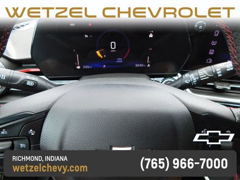 Used 2026 Chevrolet Trax RS FWD image 30