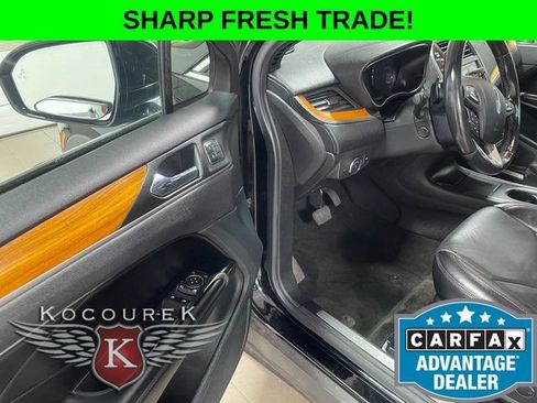 Used 2016 Lincoln MKC Reserve w/ Lincoln MKC Climate Package AWD/4WD image 10