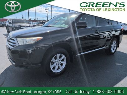 Used 2013 Toyota Highlander FWD w/ Cold Weather Pkg