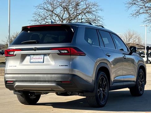 New 2026 Toyota Grand Highlander Limited image 8