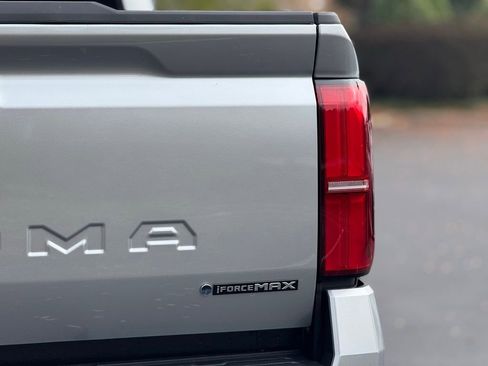 New 2025 Toyota Tacoma TRD Off-Road image 10