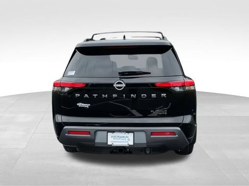 New 2026 Nissan Pathfinder Platinum w/ Cargo Package AWD/4WD image 7