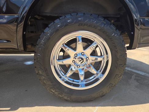 Used 2019 Ford F150 Platinum w/ Equipment Group 701A Luxury AWD/4WD image 34