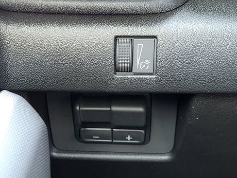 New 2026 GMC Canyon Elevation w/ Convenience Package image 26