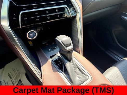 Used 2021 Toyota Venza Limited w/ Carpet Mat Package (TMS) AWD/4WD image 18