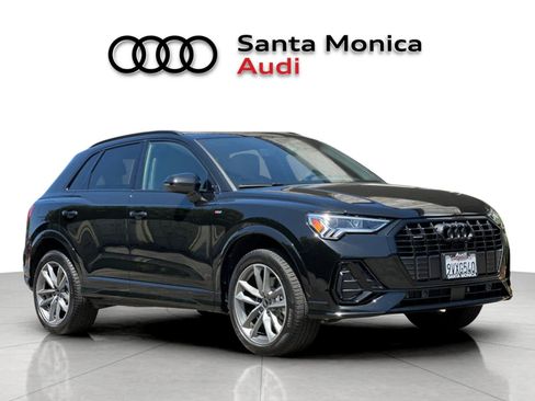 Used 2025 Audi Q3 2.0T Premium w/ Convenience Package AWD/4WD image 9
